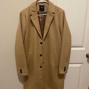 Abercrombie Camel Topcoat New never worn , size Large